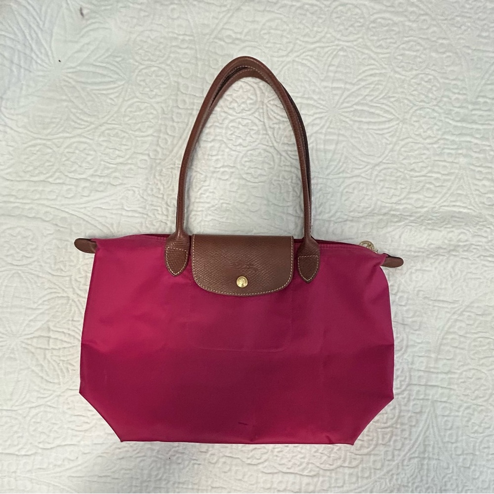 Long Champ Medium Tote
